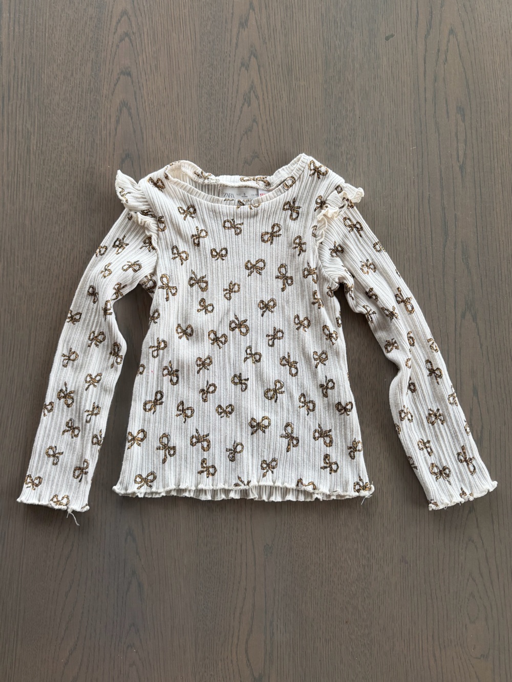 Zara Cream Long-Sleeve Ribbed Top with Brown Bow Print- size 5